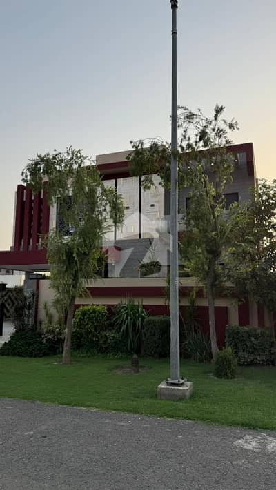 ڈی ایچ اے فیز 6 ڈی ایچ اے ڈیفینس,لاہور میں 5 کمروں کا 1 کنال مکان 8.05 کروڑ میں برائے فروخت۔ ڈی ایچ اے فیز 6 ڈی ایچ اے ڈیفینس,لاہور میں 5 کمروں کا 1 کنال مکان 8.05 کروڑ میں برائے فروخت۔