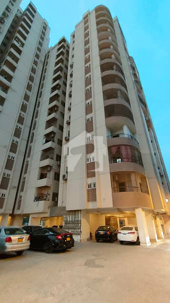 Kings Towers Flat Of 1600 Square Feet Is Available For sale In Gulistan-e-Jauhar - Block 15, Karachi Kings Towers Flat Of 1600 Square Feet Is Available For sale In Gulistan-e-Jauhar - Block 15, Karachi