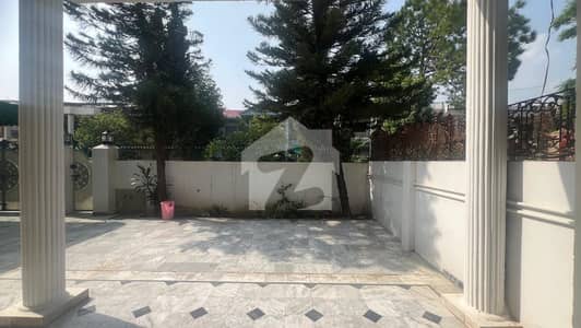 50*90 Ground Portion For Rent In F-11