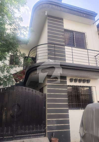 120 Sqyds Villa For Sale, Block B, Ready Move