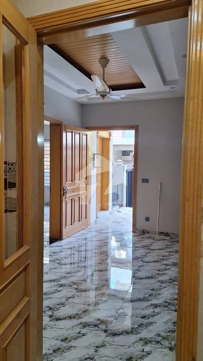 BEAUTIFUL TRIPLE-STOREY HOUSE FOR SALE I-10/1 ISLAMABAD