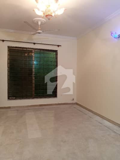 پی ڈبلیو ڈی ہاؤسنگ سکیم اسلام آباد میں 2 کمروں کا 10 مرلہ زیریں پورشن 62.0 ہزار میں کرایہ پر دستیاب ہے۔ پی ڈبلیو ڈی ہاؤسنگ سکیم اسلام آباد میں 2 کمروں کا 10 مرلہ زیریں پورشن 62.0 ہزار میں کرایہ پر دستیاب ہے۔