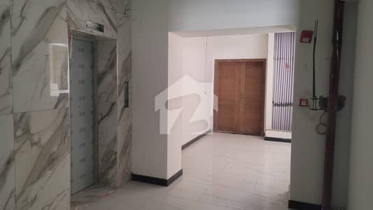 4 Bedrooms Luxury Apartment For Sale