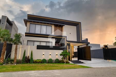 Brand New Ultra-Luxury Modern House in Premium T Block - Near Carrefour