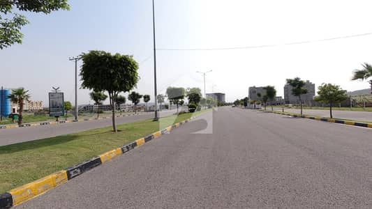 Residential Plot For Sale In Rs. 15000000