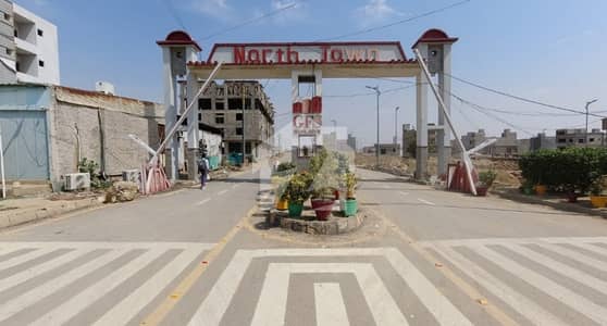 80 Sqyds Corner Plot For Sale Near Main Road & Masjid