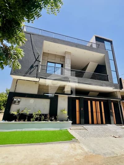 LUXURIOUS HOUSE FOR SALE ON PRIME SECTOR OF GULSHAN E MAYMAR