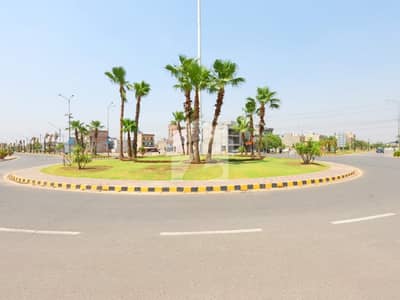 Commercial Plot Of 8 Marla Is Available For Sale In Central Park - Block B