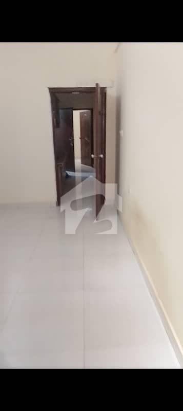 Apartment Available For Rent 2 Bedrooms Loungh 1st Floor