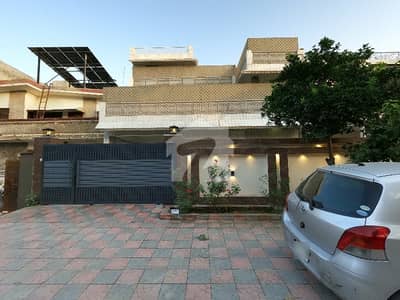 جی ۔ 9/4 جی ۔ 9,اسلام آباد میں 5 کمروں کا 11 مرلہ مکان 8.65 کروڑ میں برائے فروخت۔