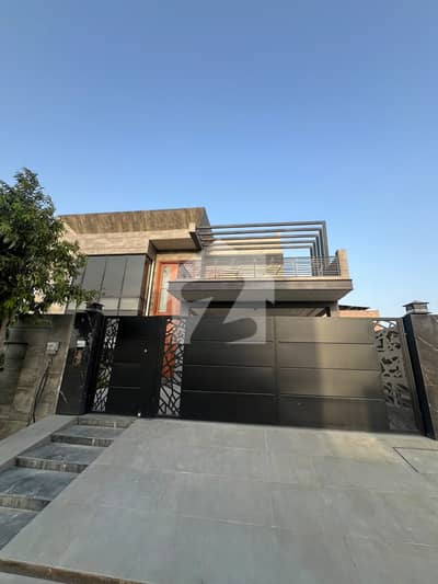 Prime Location House For Sale In Beautiful DHA Phase 1 - Sector H