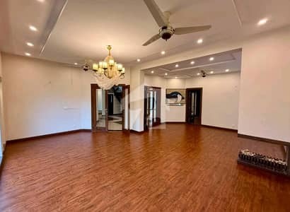 Spacious House Is Available In DHA Phase 6 For Sale Spacious House Is Available In DHA Phase 6 For Sale