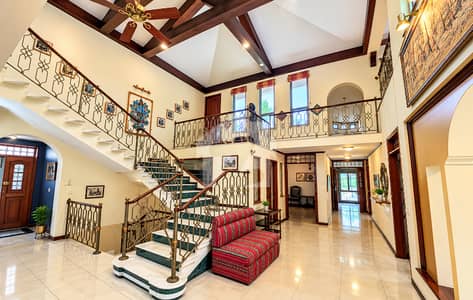 1000 SQYD Beautiful California Style House Is For RENT