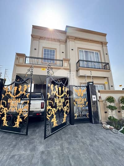 Buy A Centrally Located Prime Location 8 Marla House In DHA Phase 1 - Sector V