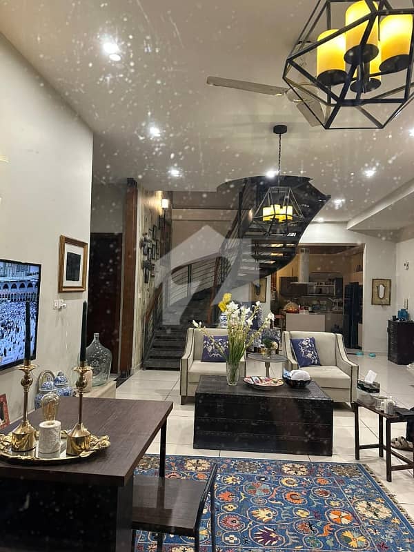 ڈی ایچ اے فیز 6 ڈی ایچ اے ڈیفینس,کراچی میں 6 کمروں کا 1 کنال مکان 17.5 کروڑ میں برائے فروخت۔ ڈی ایچ اے فیز 6 ڈی ایچ اے ڈیفینس,کراچی میں 6 کمروں کا 1 کنال مکان 17.5 کروڑ میں برائے فروخت۔
