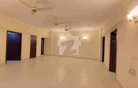 READY TO MOVE 2250sq. ft 3Bed Luxury Apartment at Tower-4, 6 & 7 Near Main Entrance of Bahria Town Karachi FOR SALE