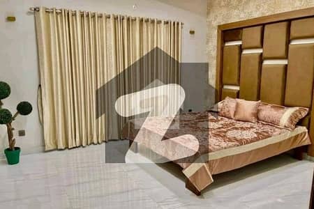 بحریہ ٹاؤن سیکٹر ای بحریہ ٹاؤن,لاہور میں 3 کمروں کا 5 مرلہ مکان 1.85 کروڑ میں برائے فروخت۔