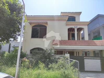 10 Marla House For Rent
