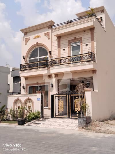 5 Marla Brand New House Available For Rent