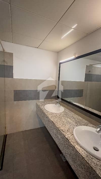 Luxury 3-Bed Sea Facing Apartment For Rent In Emaar Oceanfront | Maid Room | 2448 Sqft