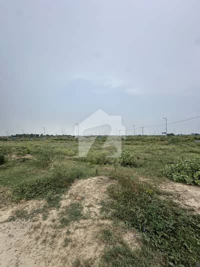 5 MARLA PLOT FOR SALE AT HOT LOCATION 5 MARLA PLOT FOR SALE AT HOT LOCATION