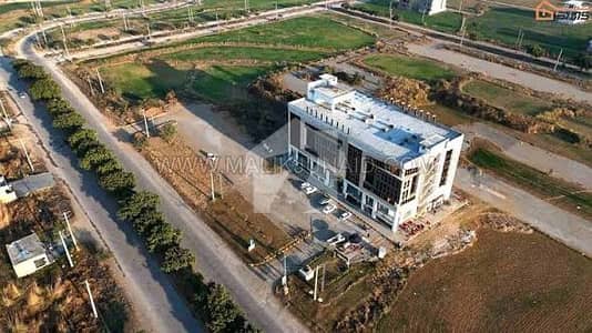 Top Location Plot Available For Sale In I-16/4