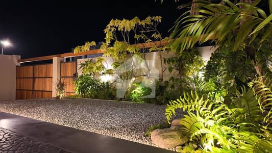 500 Yards Luxury Brand House for Sale in DHA Phase 8