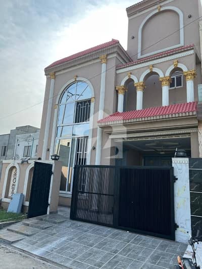 5 MARLA BRAND NEW HOUSE FOR SALE