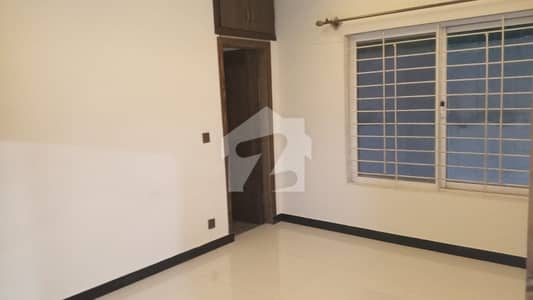 Prime Location House For Rent In Cbr
