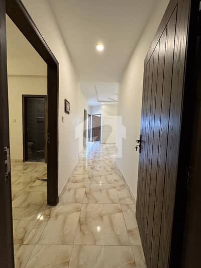 Spacious 3 Bed Apartment - 1200 Sqft With Basement Parking