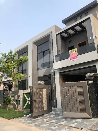 Realcon Real Estate & Builders Offers You Duplex 5 Marla Brand New Houses