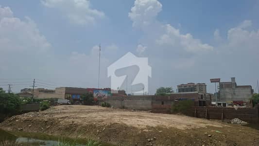 اوکاڑہ روڈ اوکاڑہ میں 440 کنال زرعی زمین 41.0 کروڑ میں برائے فروخت۔
