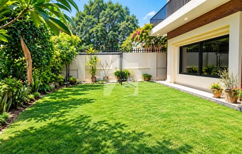 Prime Location Old House is for SALE in F-6