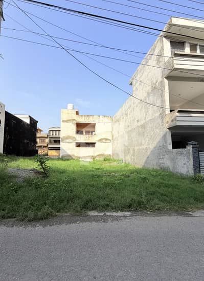 6 Marla plot for sale level plot