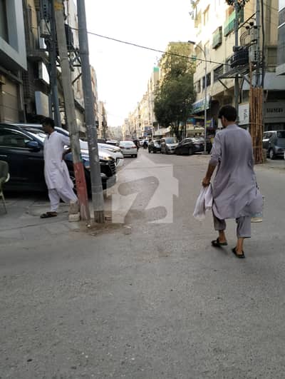 200 Sq. Yds, Bukhari Commercial, Aar-Paar, West-Open plot, Near Kh-e-Ittehad, Both side wide Roads, DHA Phase-6, Karachi