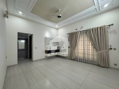 10 Marla upper portion like a New house 10 Marla upper portion like a New house