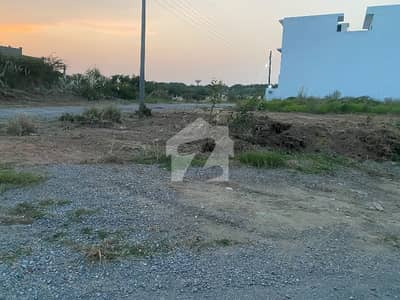 7 Marla Corner Plot with extra Land available for Sale 7 Marla Corner Plot with extra Land available for Sale