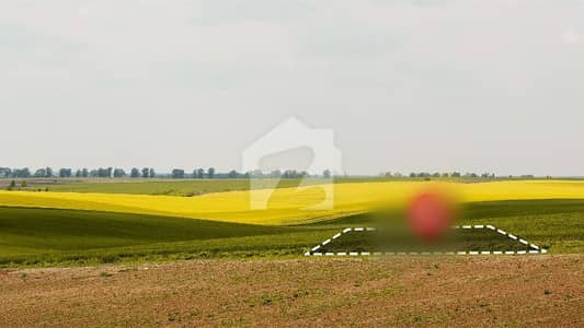 PLOT FOR SALE 300 YARDS DHA PHASE VII EXT BEST FOR HOMEMAKERS