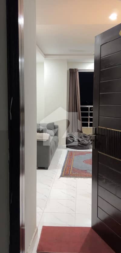 Studio Flat for Rent | Sereen Heights Gulberg Greens | 550 Sq. Ft.