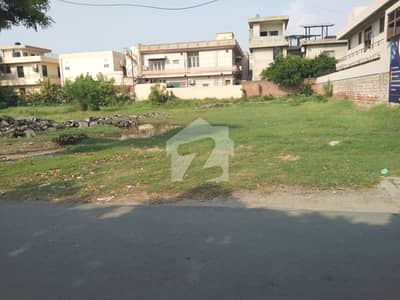 واپڈا ٹاؤن فیز 1 - بلاک بی4 واپڈا ٹاؤن فیز 1,واپڈا ٹاؤن,لاہور میں 2 کنال کمرشل پلاٹ 18.0 کروڑ میں برائے فروخت۔