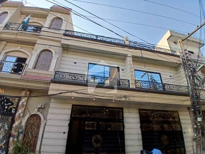 سمن آباد لاہور میں 5 کمروں کا 5 مرلہ مکان 3.4 کروڑ میں برائے فروخت۔