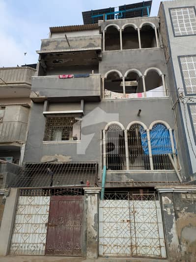 Beautiful Park Facing 3 Floor 120 Sq Yards Banglow