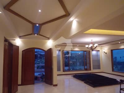 1000 Yard Bungalows Portion For Rent Parim Location Phase 7