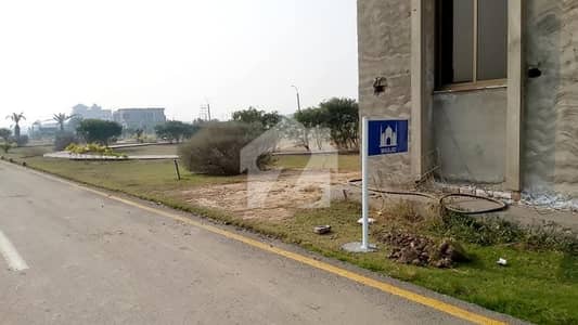 ایس ایم ڈی ہومز فیصل آباد میں 5 مرلہ رہائشی پلاٹ 40.0 لاکھ میں برائے فروخت۔