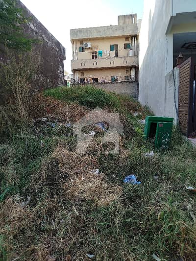 جی ۔ 13/4 جی ۔ 13,اسلام آباد میں 4 مرلہ رہائشی پلاٹ 2.74 کروڑ میں برائے فروخت۔
