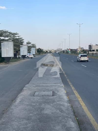 Main Road 10 Marla Signal Digit Plot Available Main Road 10 Marla Signal Digit Plot Available