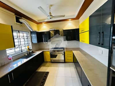 F8 Beautiful House For Rent