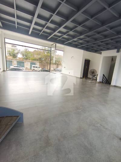 PREMIUM COMMERCIAL Space Ground +Basement +Mezanine PRIME OPPORTUNITY In Phase 8