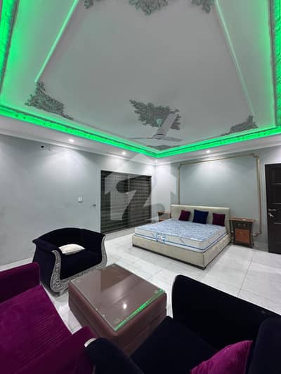 1 BED FLAT Available For In Prime Location of Bahria Town Lahore 1 BED FLAT Available For In Prime Location of Bahria Town Lahore