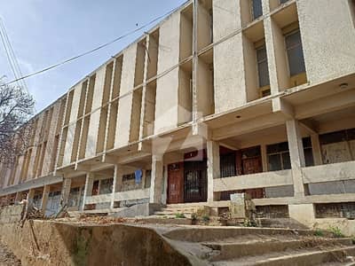 جی ۔ 7 مرکز جی ۔ 7,اسلام آباد میں 11 کمروں کا 2 کنال مکان 60.0 کروڑ میں برائے فروخت۔